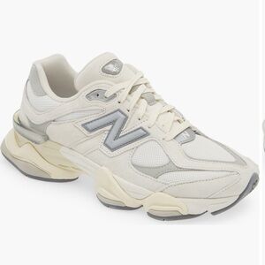 New Balance 9060 gender inclusive sneakers in sea salt / concrete